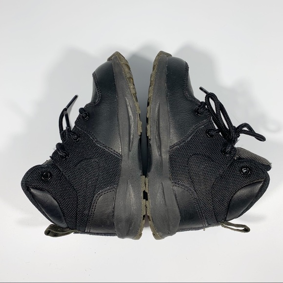 Nike / Toddler Manoa 2017 All Black Boots ‘17 EUC - Picture 5 of 8